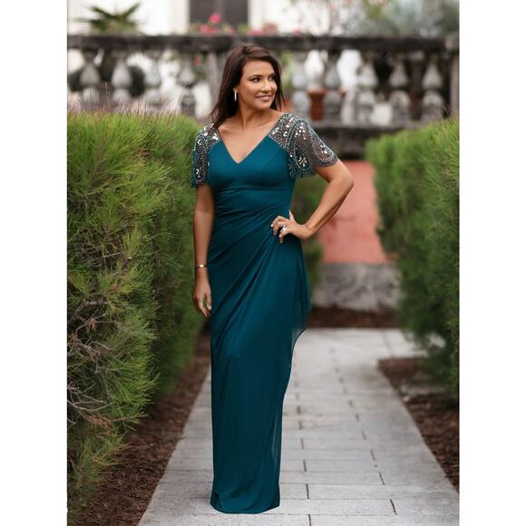 NEW NWT XSCAPE "LANA" LONG V-NECK BEADED FLUTTER SLEEVE DRESS size 18 - Picture 1 of 8